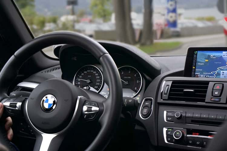 Wer nach einem Auto sucht, fragt sich oft, ob es besser wäre, zu finanzieren, zu leasen oder zu kaufen. Vorteile ✅ Charakteristika ✅ Tipps ✅