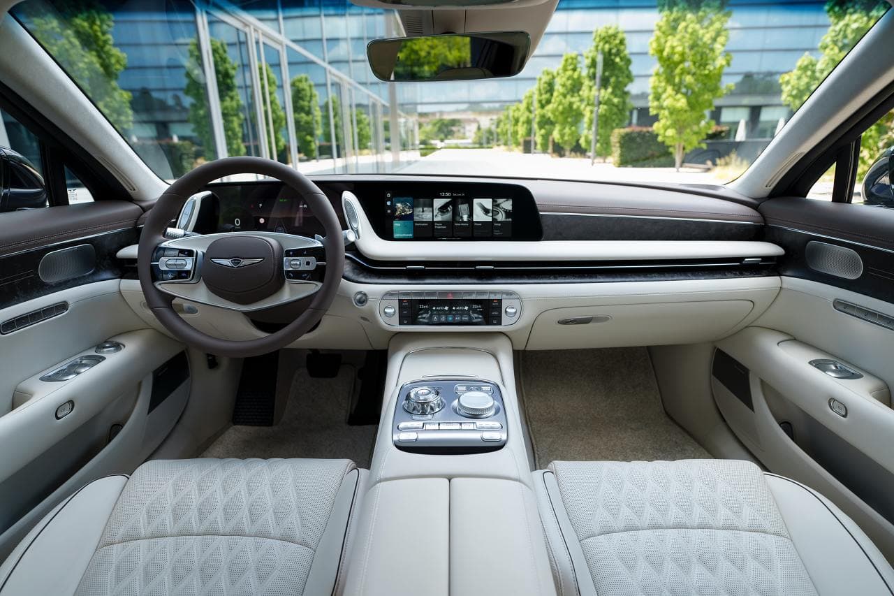 Genesis präsentiert das Flaggschiff G90 erstmals in Europa auf dem Goodwood Festival of Speed