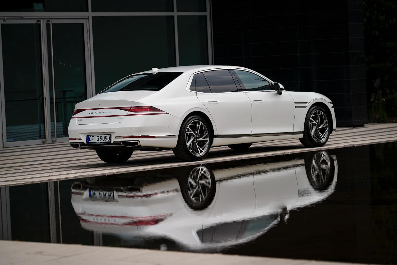 Genesis präsentiert das Flaggschiff G90 erstmals in Europa auf dem Goodwood Festival of Speed