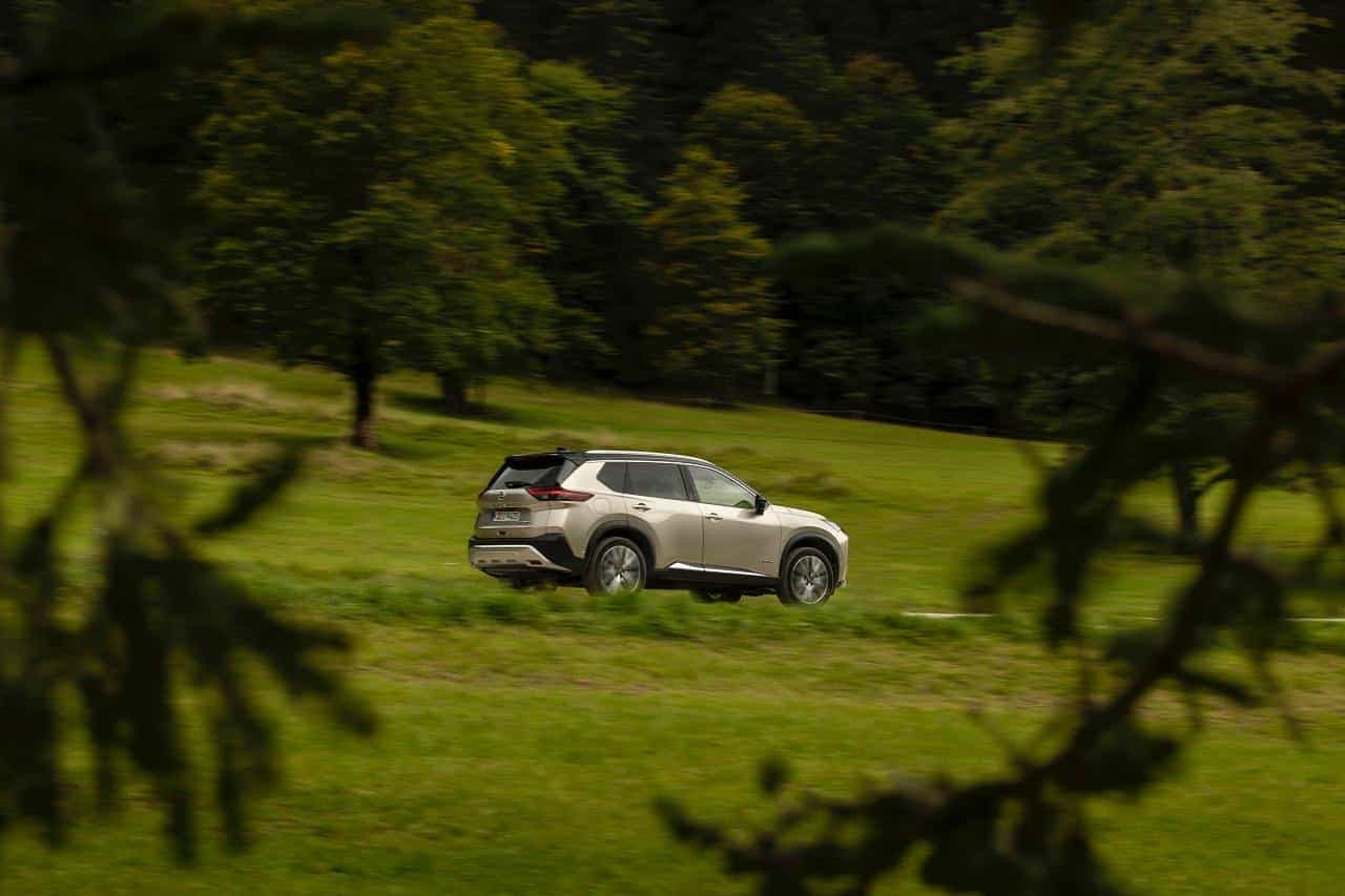 Elektrisches Siebensitzer SUV mit 1.000 km* Reichweite