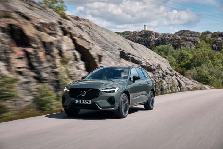 Volvo XC60 T8 Facelift im Fahrbericht – Zeitlos. Stark. Leise.