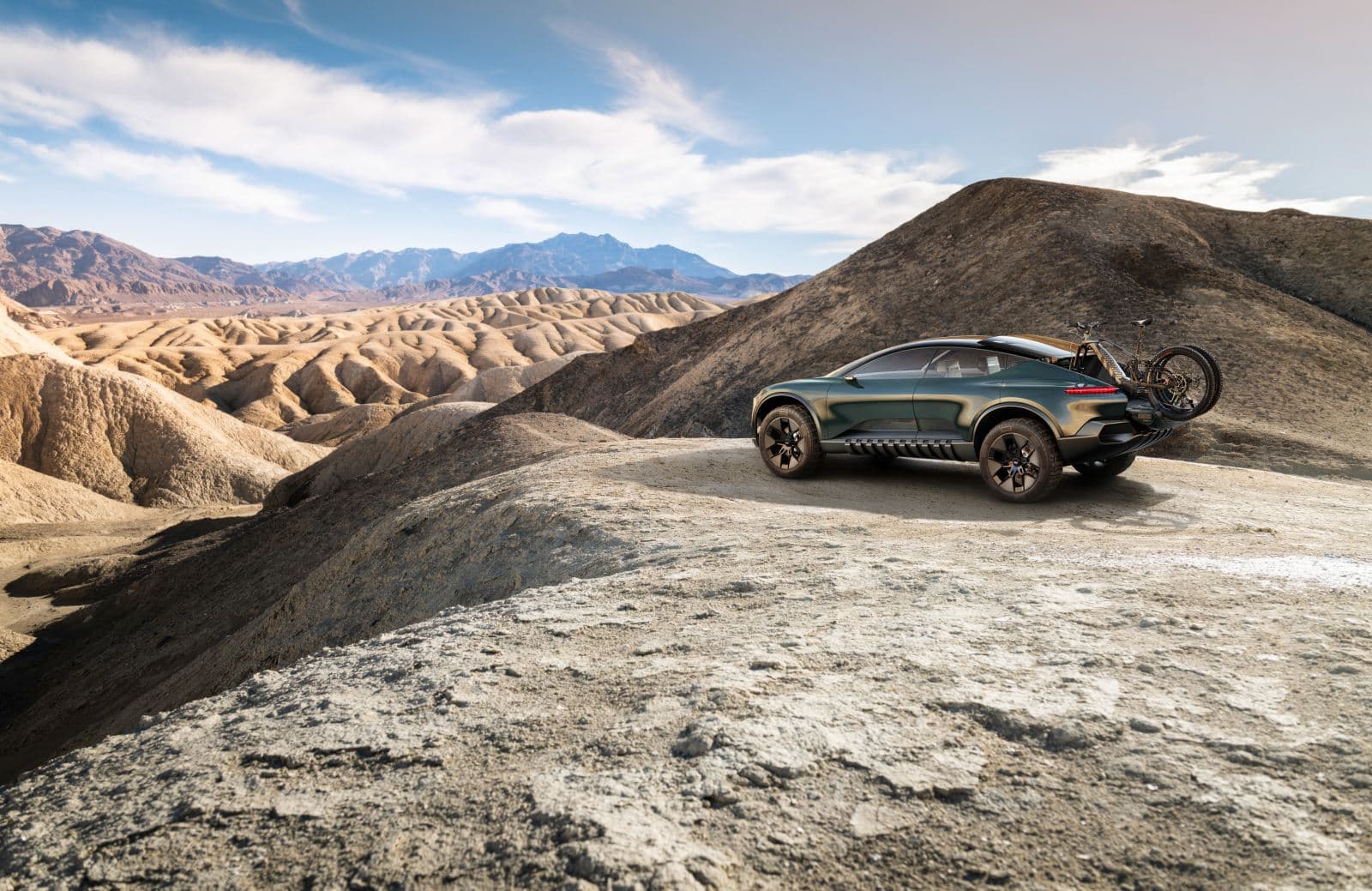 Einmal alles, bitte! Audi activesphere concept
