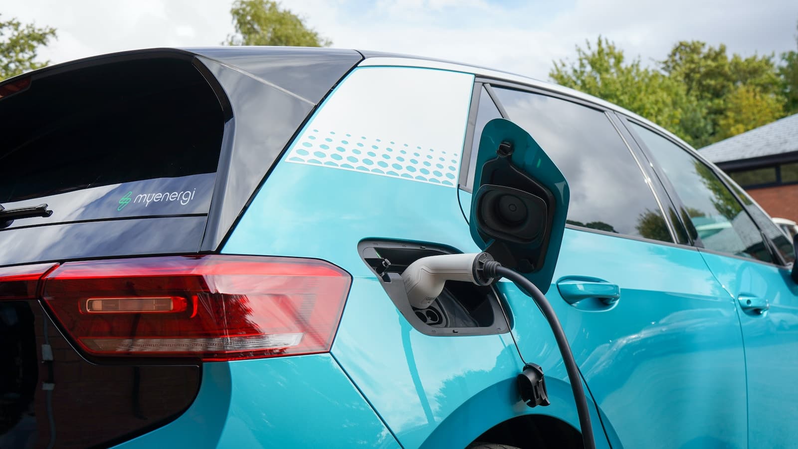 Gebrauchtpreise für E-Autos sinken. Gebrauchte E-Autos bald billiger?
